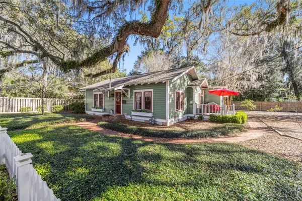 Gainesville, FL 32601,627 SE 2ND PL