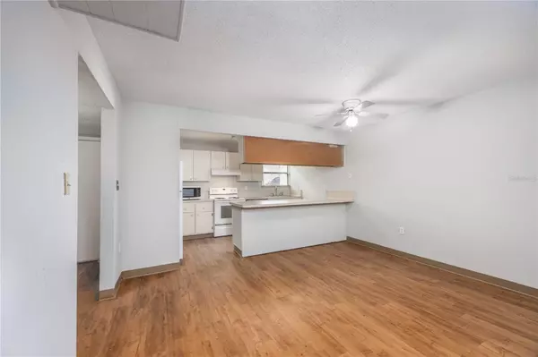 Gainesville, FL 32608,2811 SW ARCHER RD #Z245