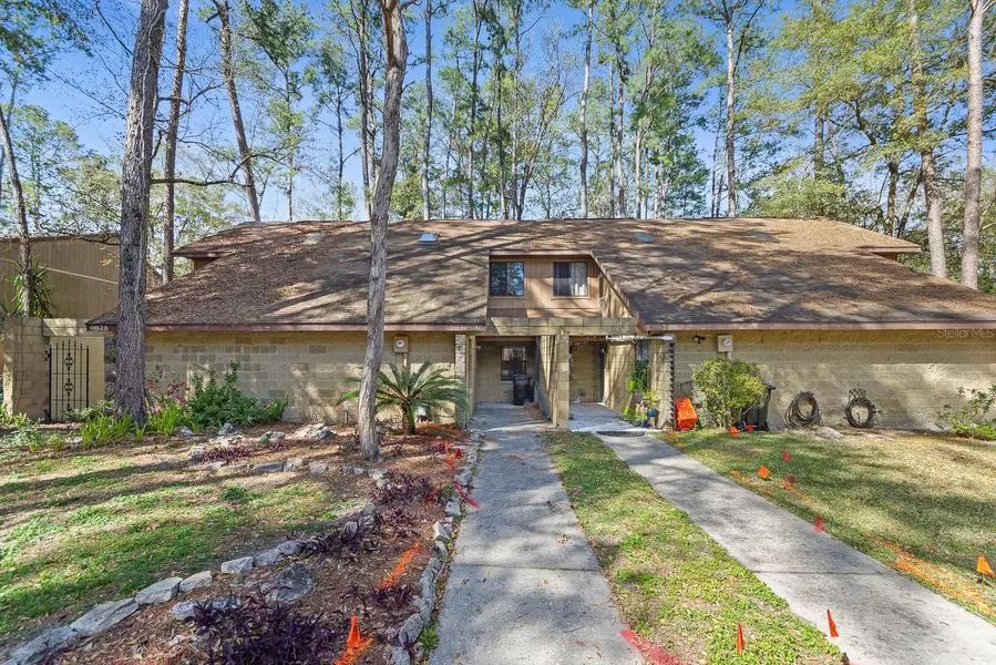 6926 SW 45TH AVE, Gainesville, FL 32608