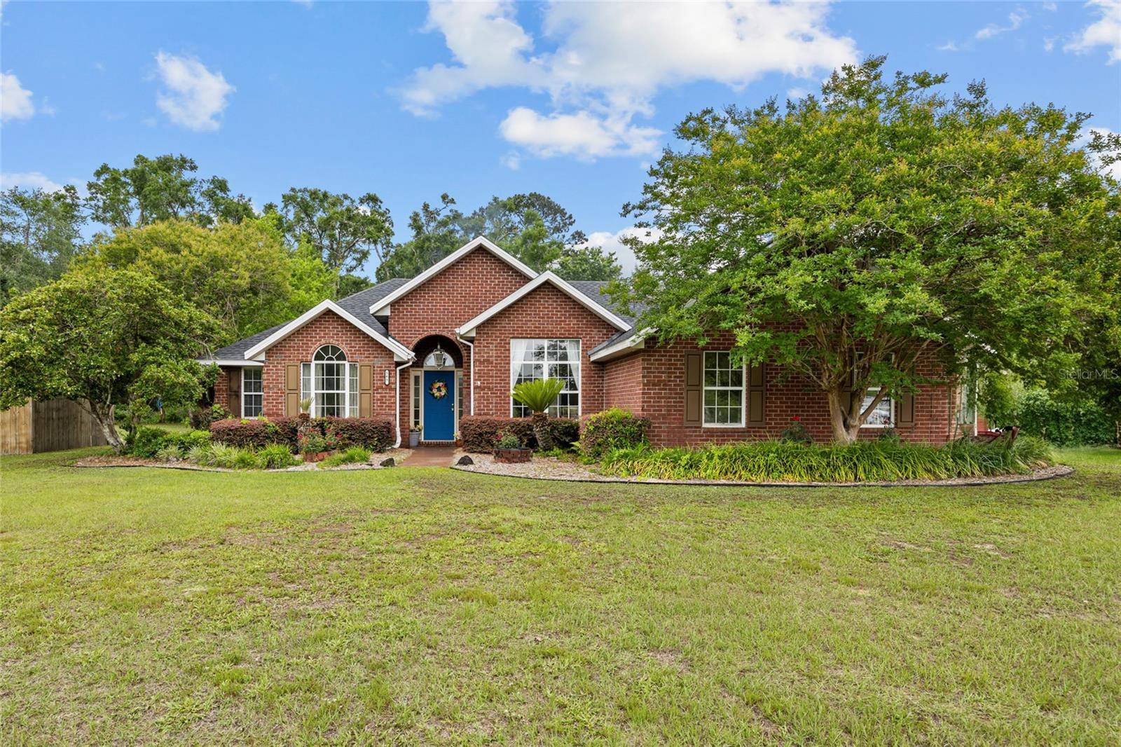 165 SW COUNTRY CT,  Lake City,  FL 32024