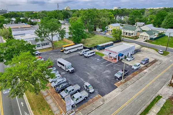 Gainesville, FL 32601,638 N MAIN ST
