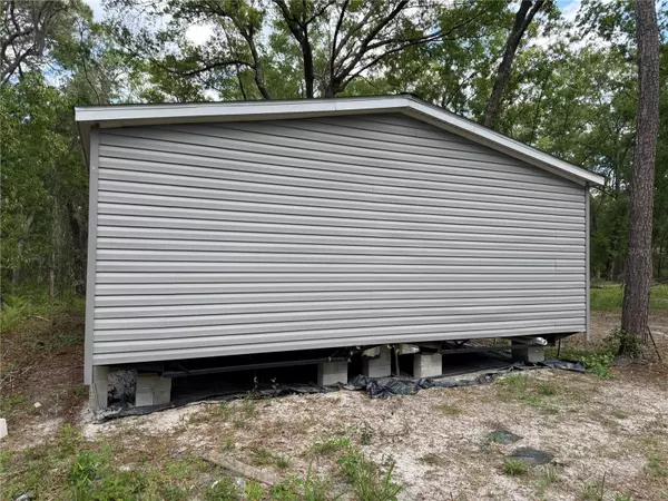 Waldo, FL 32694,15259 NE 143RD TER