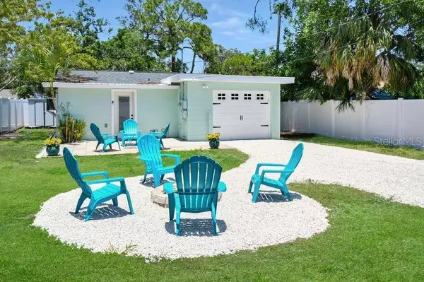 St Petersburg, FL 33705,418 40TH AVE S