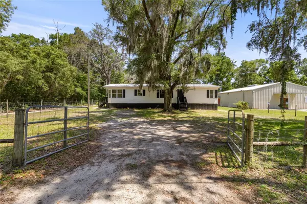 470 SCHOOL ST, Bronson, FL 32621