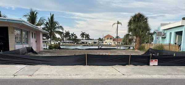 11075 3RD ST E, Treasure Island, FL 33706