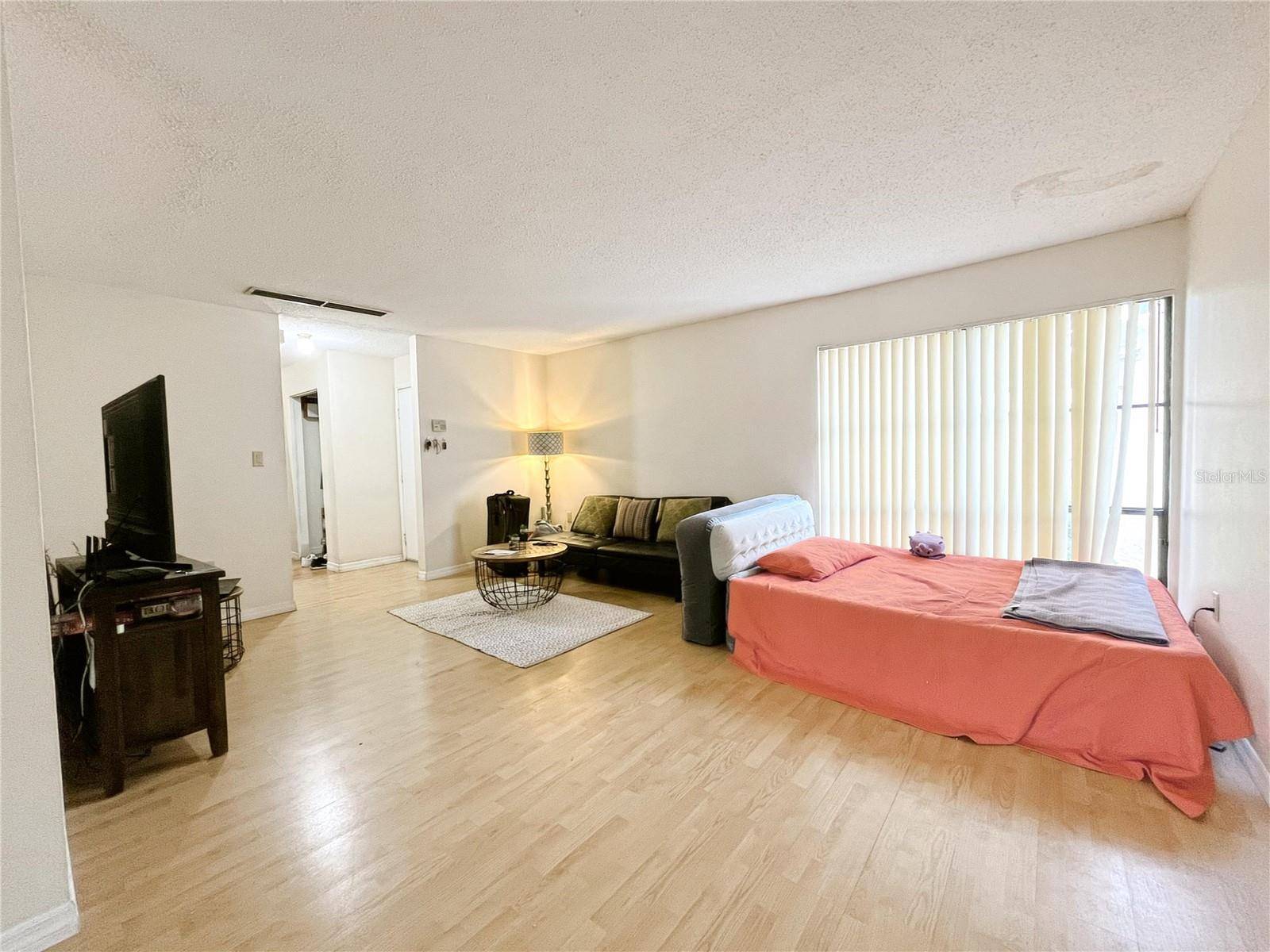 Gainesville, FL 32608,2811 SW ARCHER RD #T164