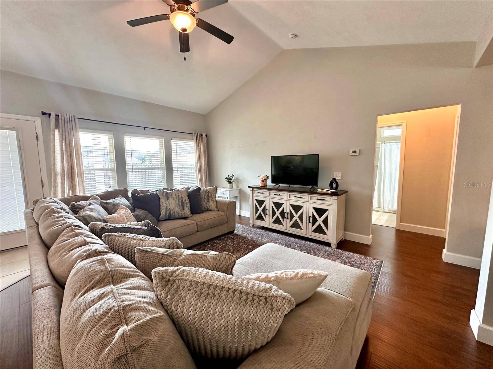 High Springs, FL 32643,16673 NW 192ND TER