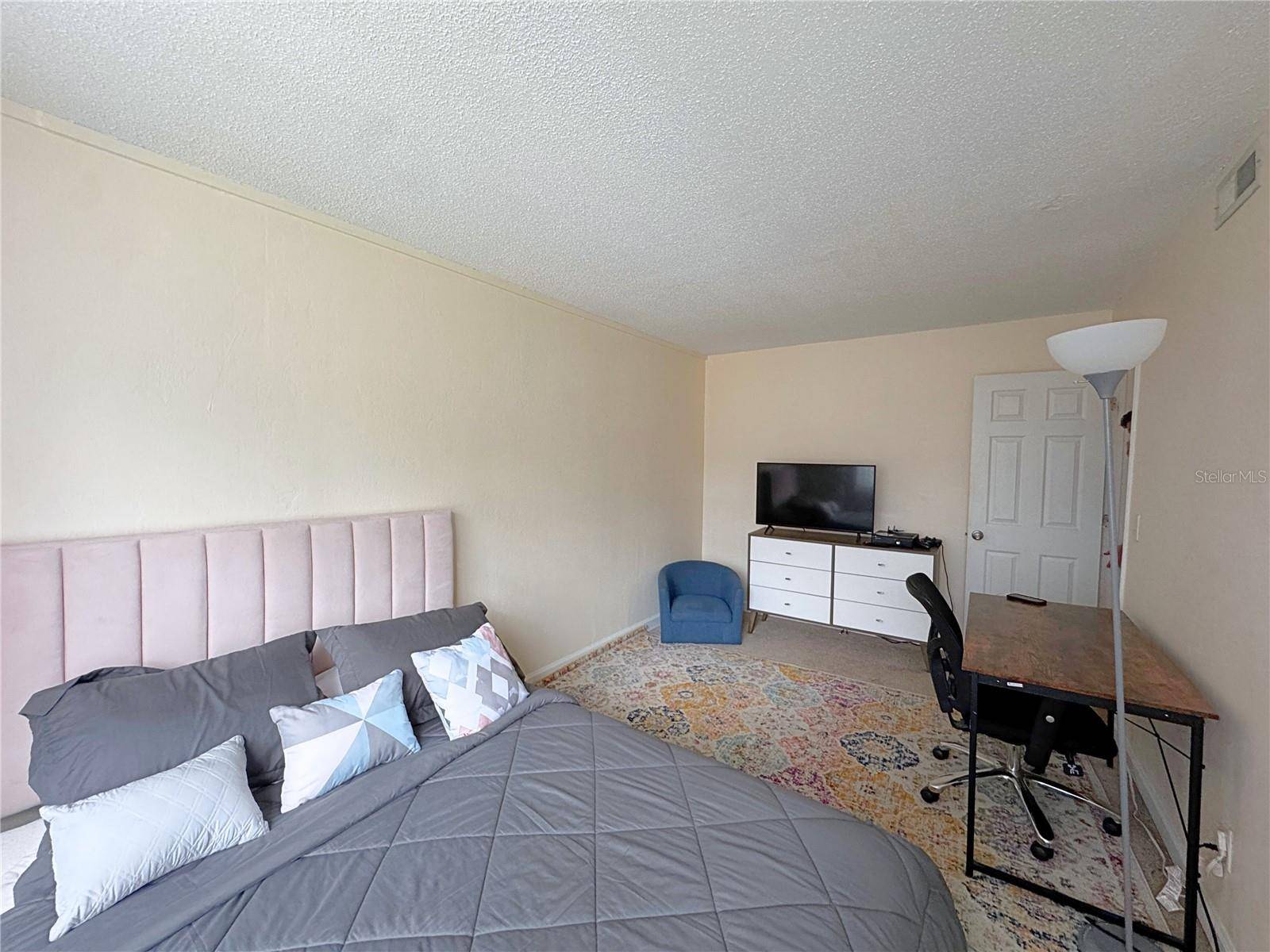 Gainesville, FL 32608,1700 SW 16TH CT #J22