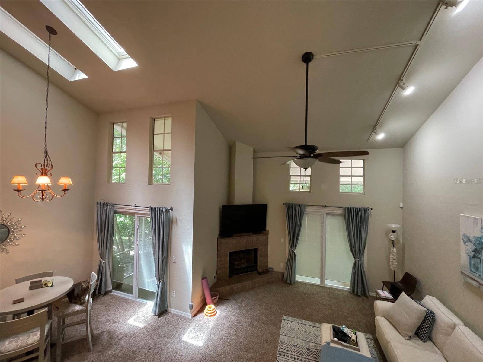 Gainesville, FL 32607,4853 NW 2ND PL #302