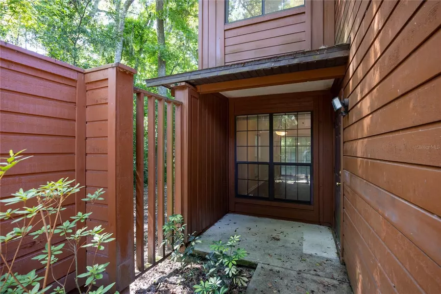 5701 SW 10TH PL, Gainesville, FL 32607