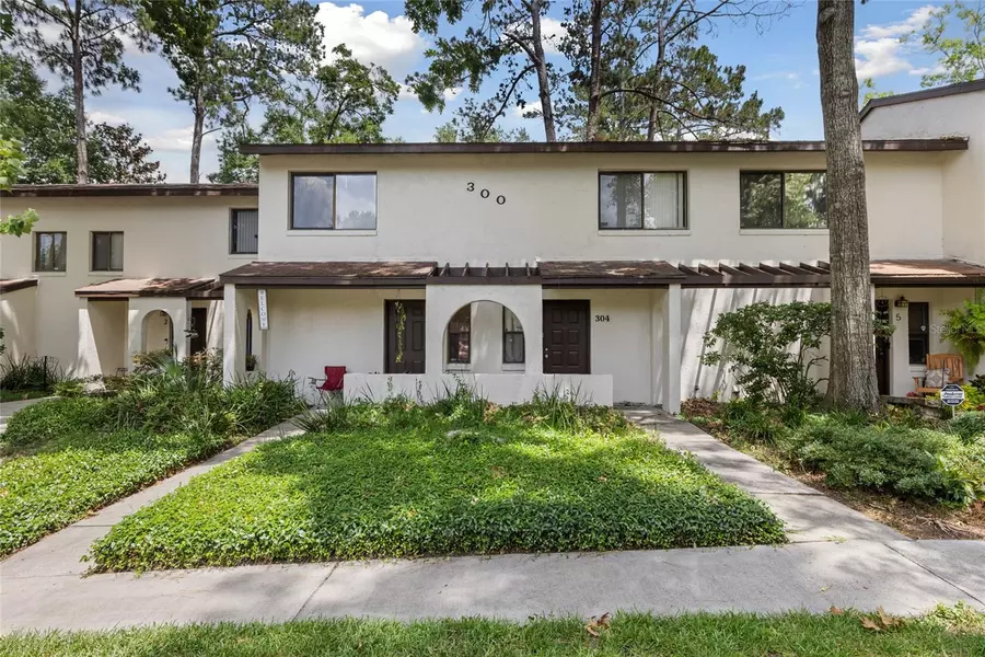 2635 SW 35TH PL #304, Gainesville, FL 32608