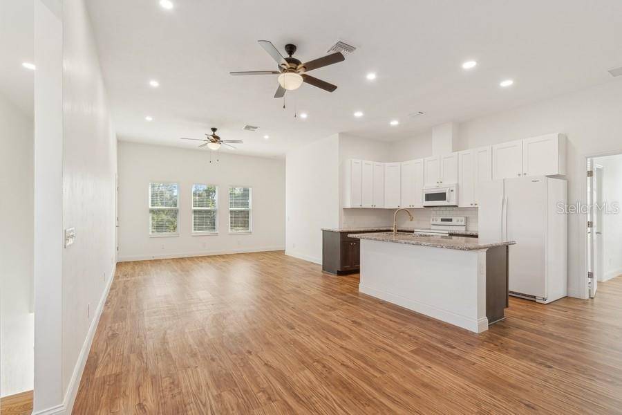 Gainesville, FL 32601,820 SW 5TH ST
