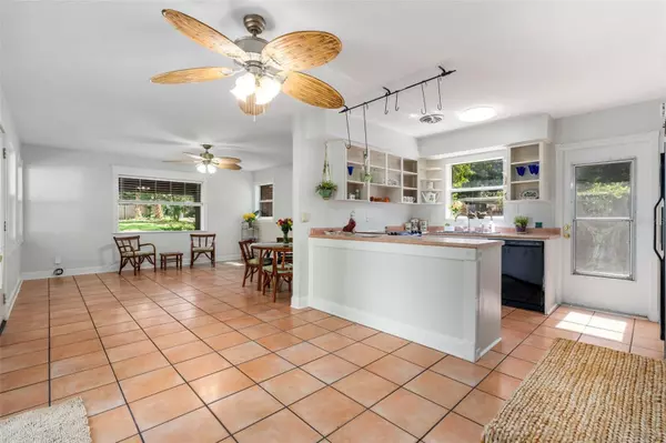 Gainesville, FL 32605,4107 NW 13TH PL