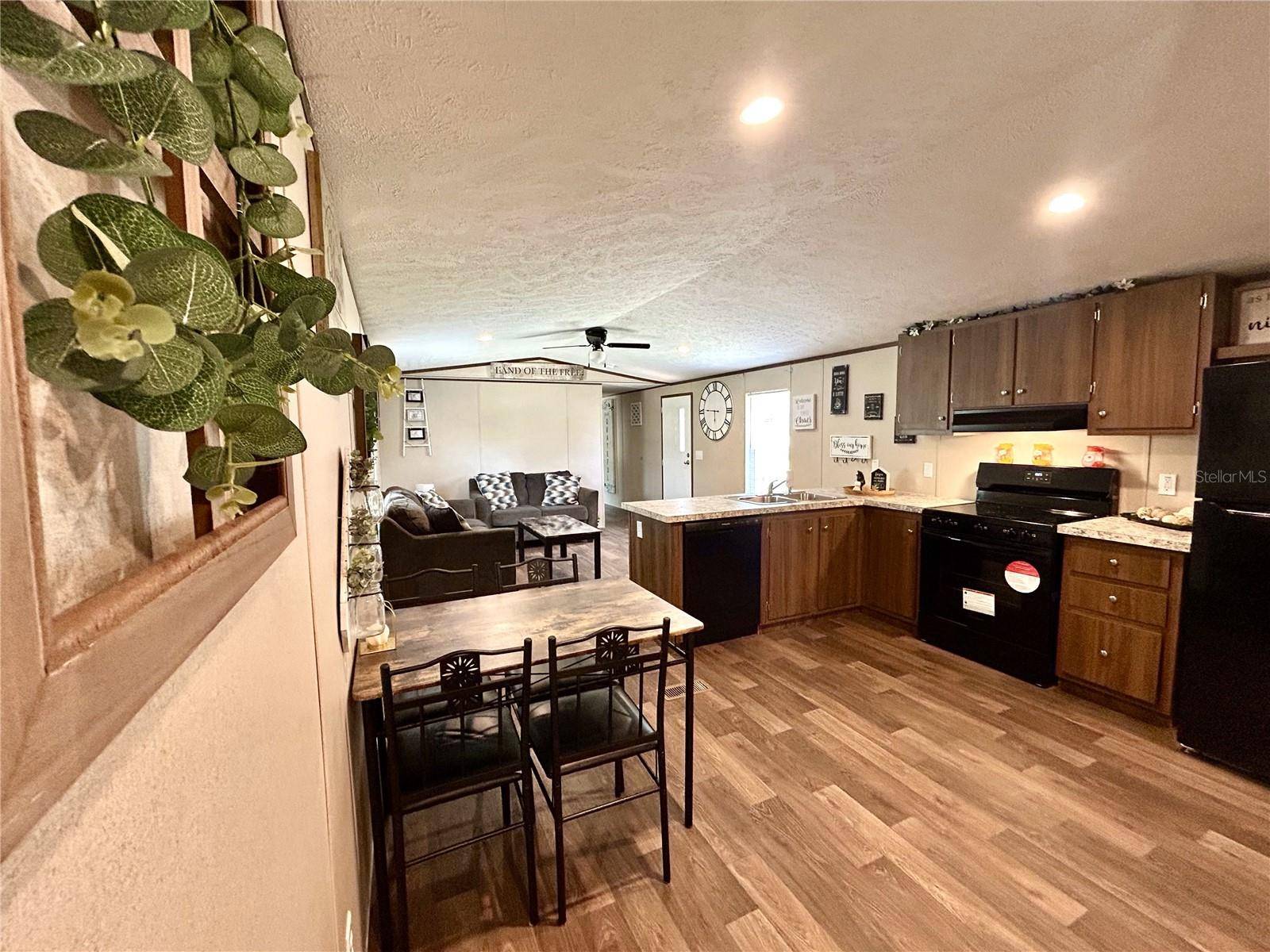Archer, FL 32618,9630 NE 99TH PL