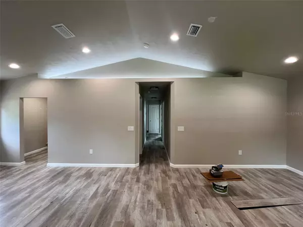 High Springs, FL 32643,23147 NW 181ST PL