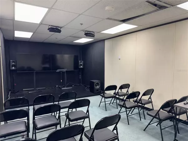 Jacksonville, FL 32202,233 E BAY ST #916