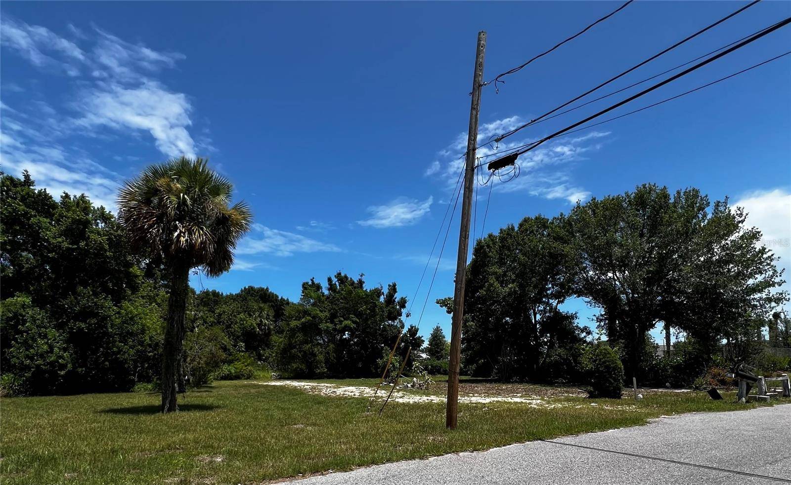 Vero Beach, FL 32960,- 17TH AVE