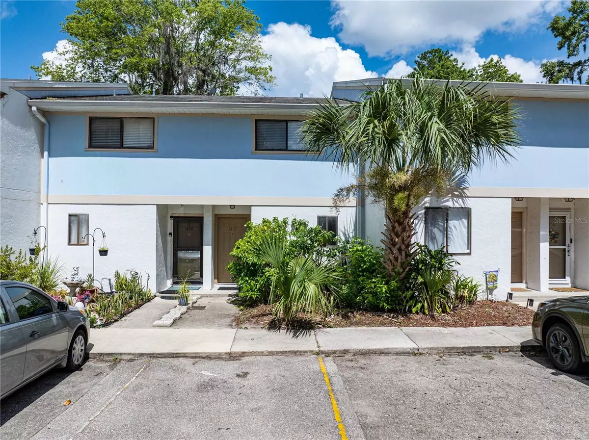 Gainesville, FL 32608,1452 SW 25TH PL #D4