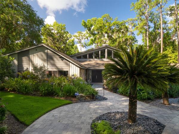 2261 NW 24TH AVE, Gainesville, FL 32605