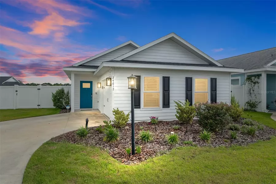24617 SW 17TH PL, Newberry, FL 32669