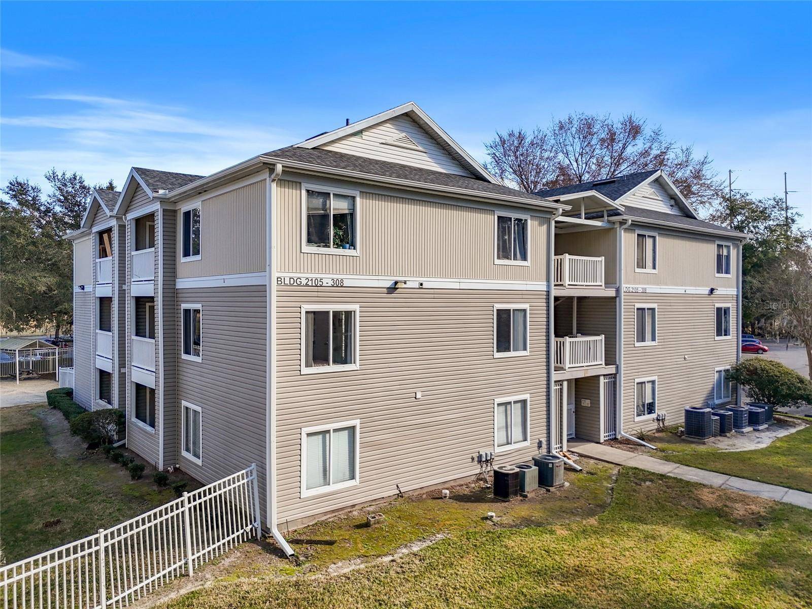 Gainesville, FL 32608,4000 SW 23RD ST #2-303
