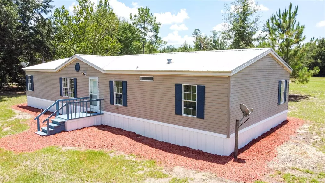 27913 SW 114TH PL, Newberry, FL 32669