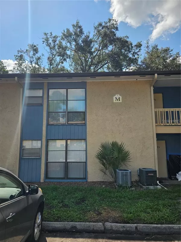 Gainesville, FL 32608,2811 SW ARCHER RD #M106