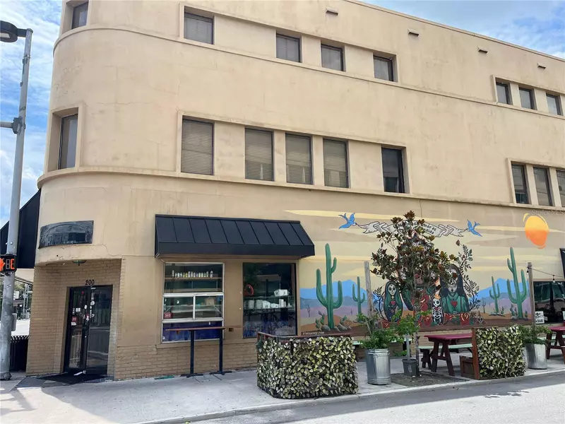 204 W UNIVERSITY AVE #Ste. 8, Gainesville, FL 32601