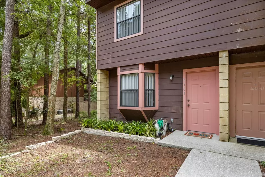 6901 SW 44TH AVE, Gainesville, FL 32608