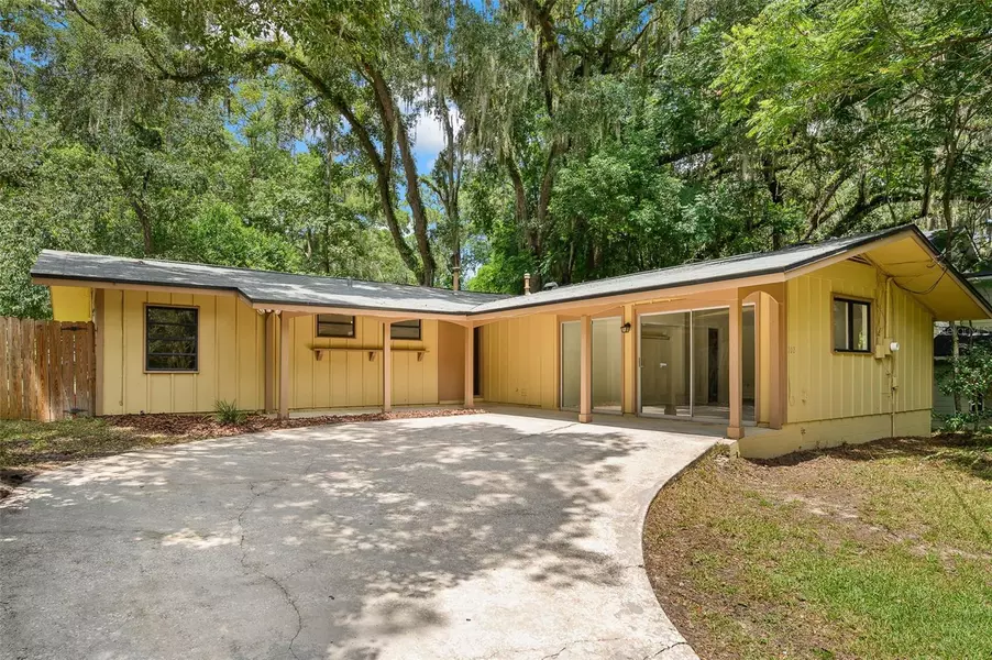 102 NW 27TH TER, Gainesville, FL 32607