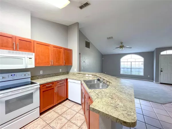 Gainesville, FL 32608,2240 SW 41ST LN