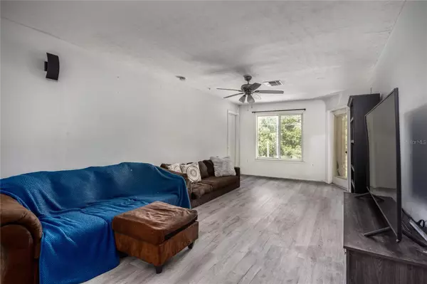 Gainesville, FL 32608,4000 SW 23RD ST #1305