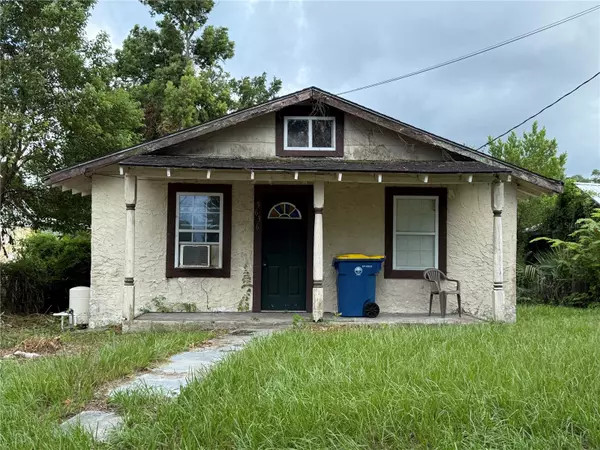 9636 BAYVIEW AVE, Jacksonville, FL 32208