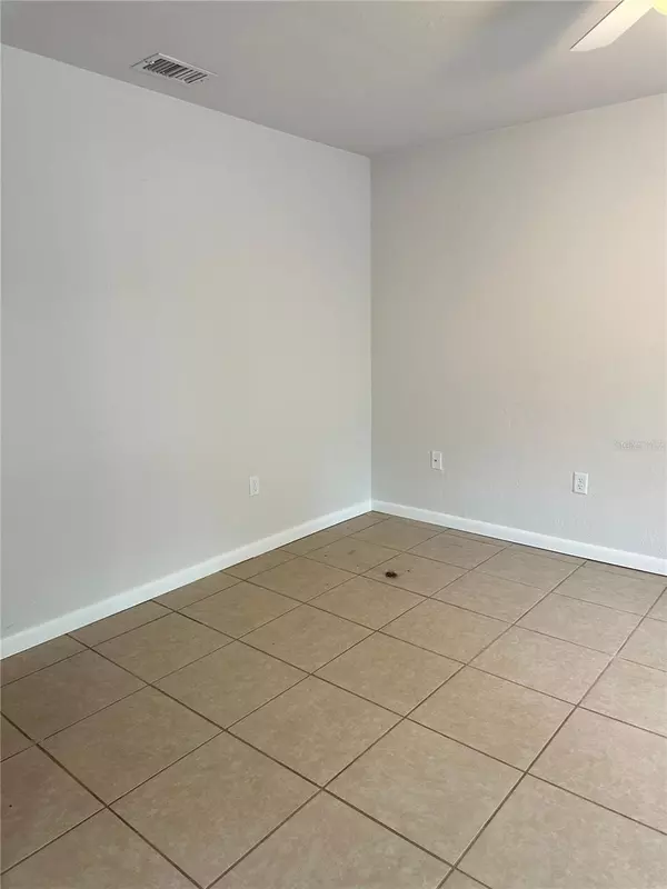 Gainesville, FL 32607,2220 SW 39TH WAY #C
