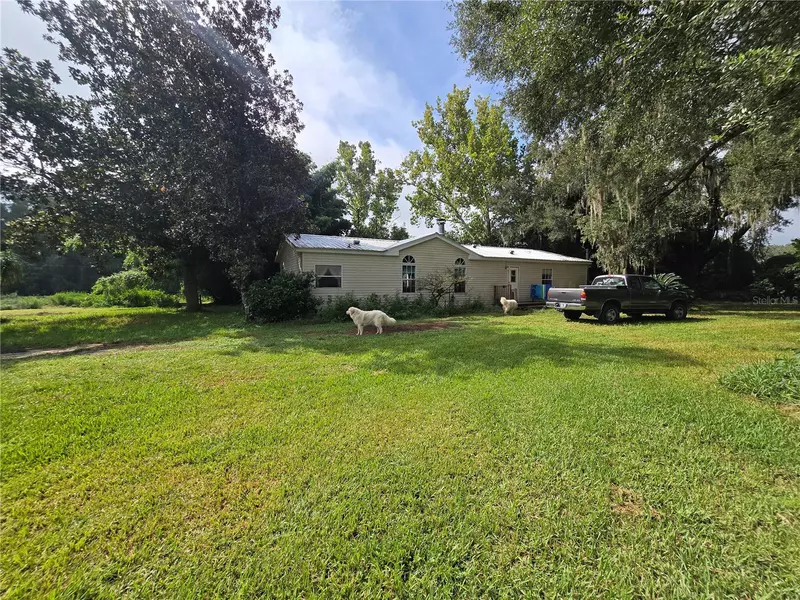4901 NW 152ND LN, Reddick, FL 32686
