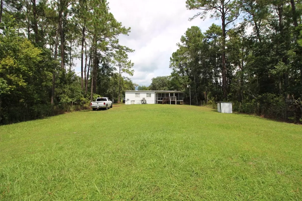 Interlachen, FL 32148,205 SUSAN ST