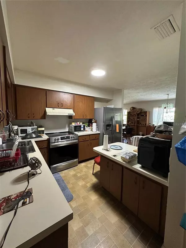 Gainesville, FL 32653,8637 NW 42ND DR