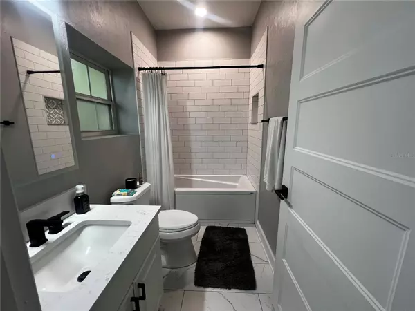 Newberry, FL 32669,250 SW 145TH DR #21