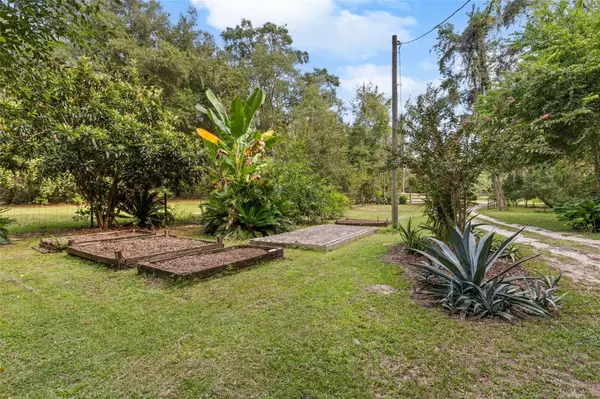 Newberry, FL 32669,27904 SW 114 PL