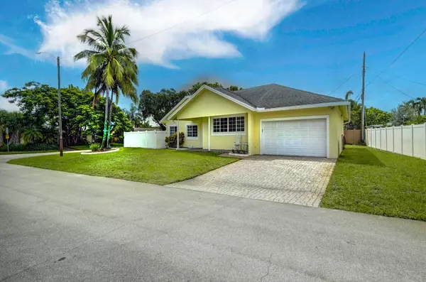 Oakland Park, FL 33334,4361 NE 13TH TER