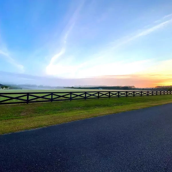 15681 NW 48TH PL,  Alachua,  FL 32615