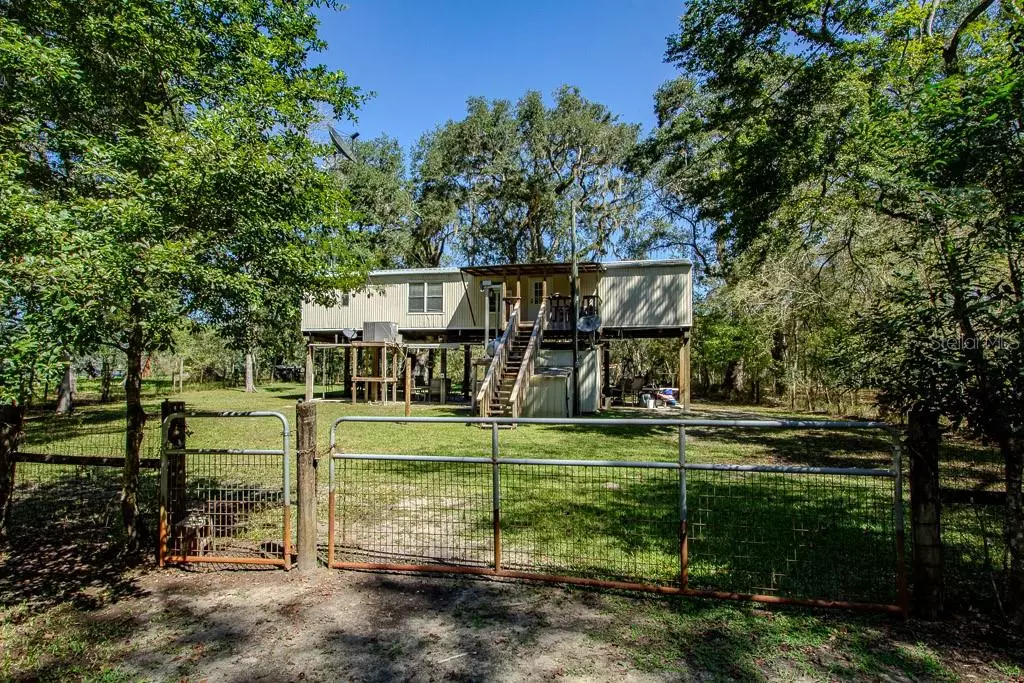 Old Town, FL 32680,140 NE 880TH ST