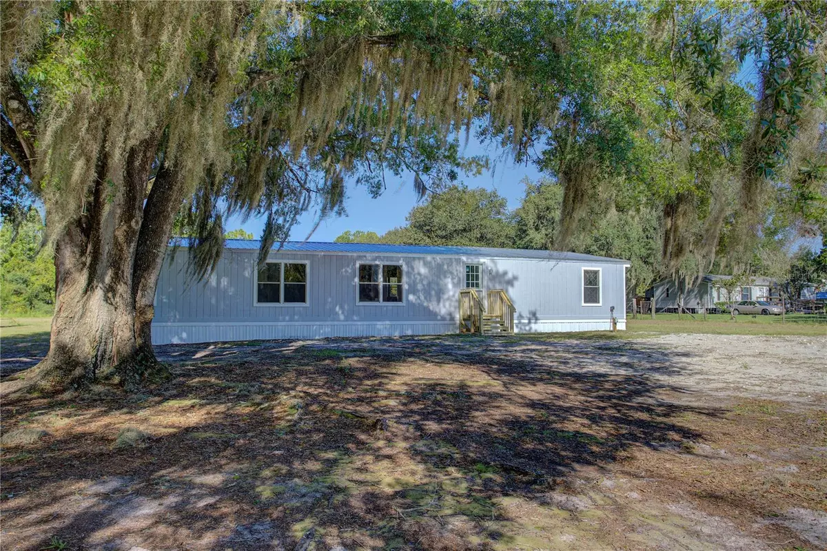 Palatka, FL 32177,107 KRANTZ RD