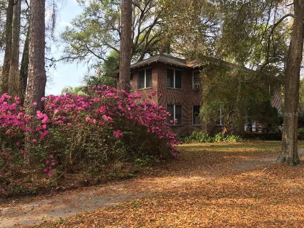 635 NE 9TH AVE, Gainesville, FL 32601