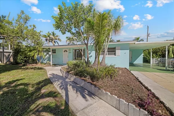 1531 GRACE AVE, Fort Myers, FL 33901