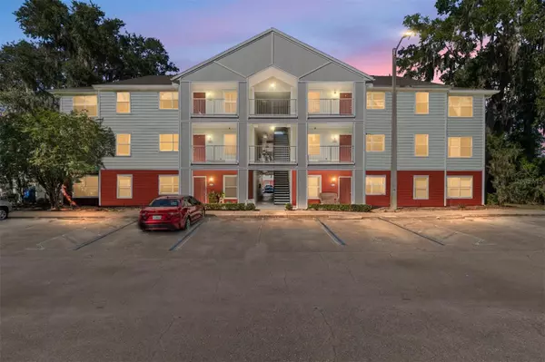 Gainesville, FL 32608,2360 SW ARCHER RD #506