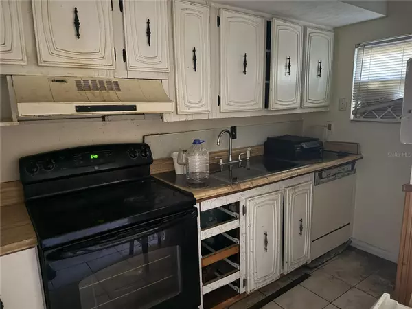 Gainesville, FL 32607,709 SW 75TH ST #104