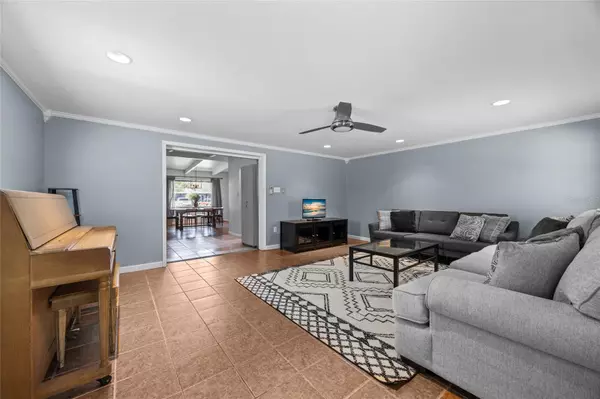 Gainesville, FL 32609,3003 NE 11TH DR