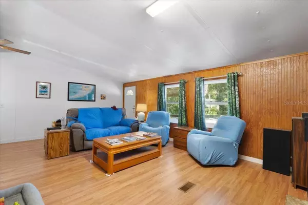 Old Town, FL 32680,1566 NE 262ND AVE