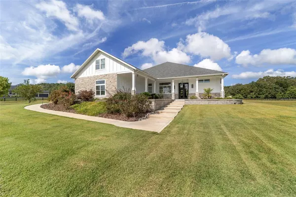 10630 NW 153RD TER, Alachua, FL 32615